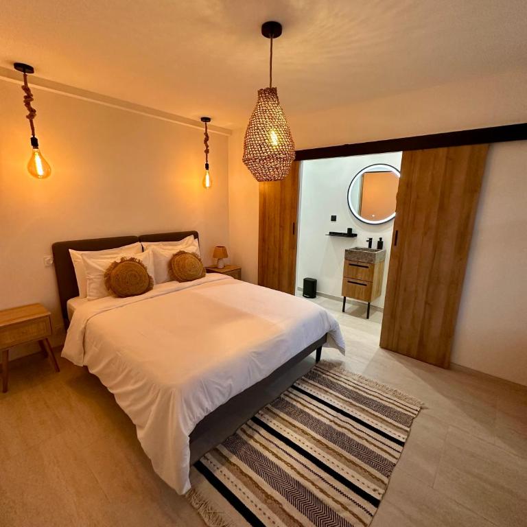 27 côté remparts - Chambre Double Supérieure - 26