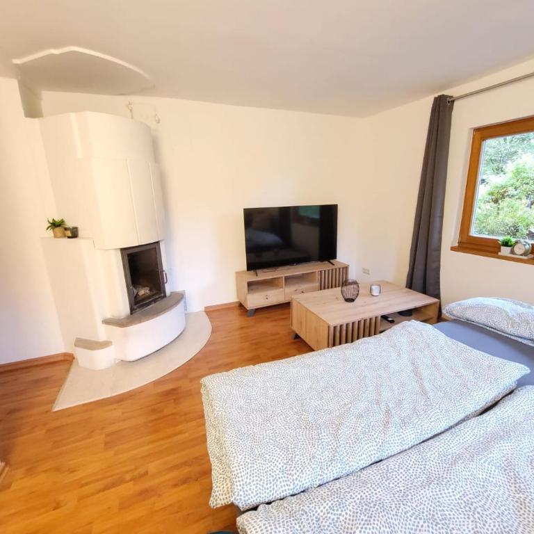 das.arnolds | Whirlpool | Pool | Bergblick - Apartment mit Blick auf die Berge - 3
