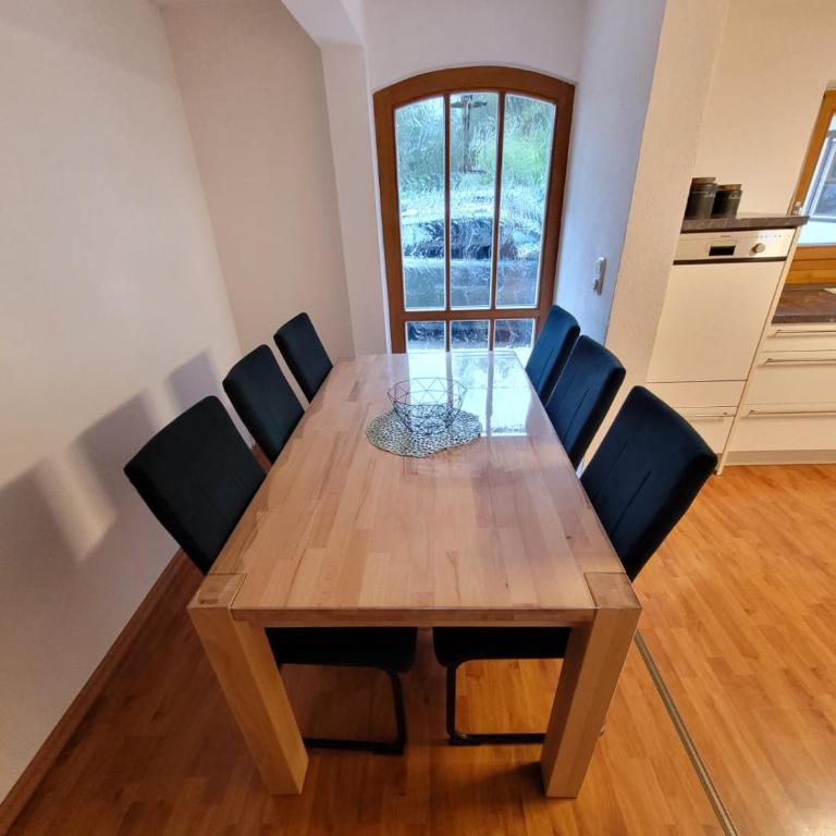 das.arnolds | Whirlpool | Pool | Bergblick - Apartment mit Blick auf die Berge - 4
