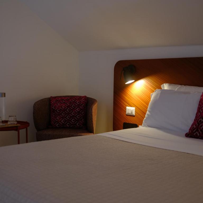 Le Stanze del Lago Suites & Pool - Junior Suite Deluxe - 8