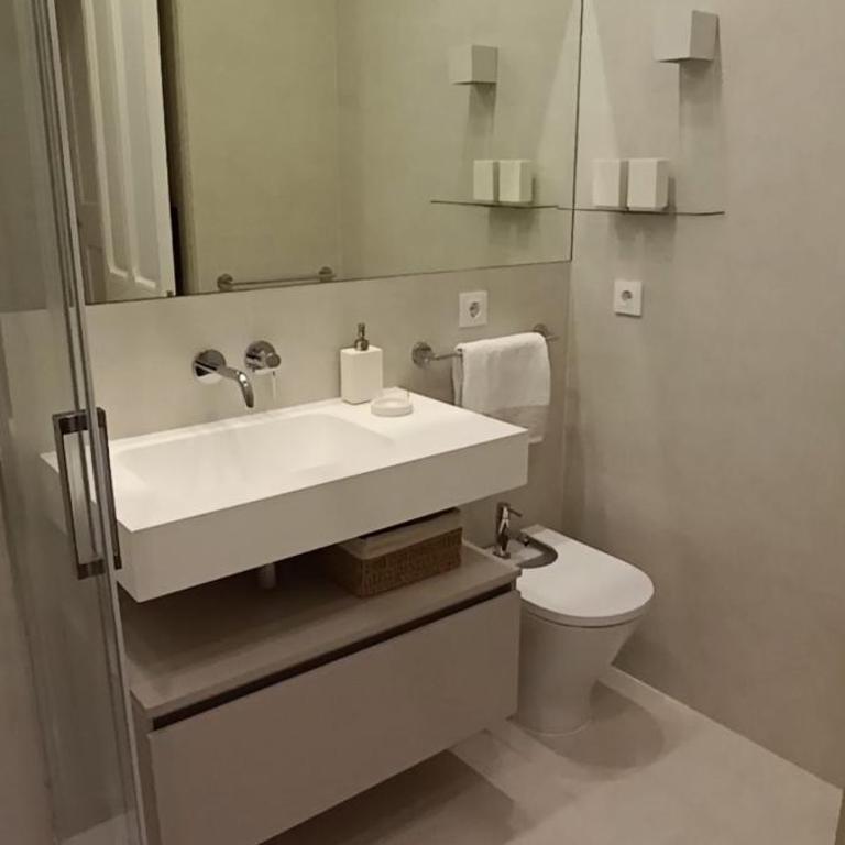 Piso reformado de Lujo de 2 dormitorios y 2 baños - Apartamento de 2 dormitorios con balcón - 11