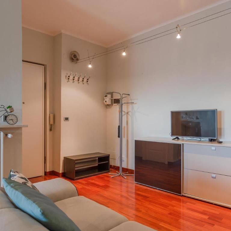 La finestra sulla mole - One-Bedroom Apartment with Balcony - 5