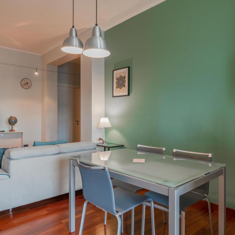 La finestra sulla mole - One-Bedroom Apartment with Balcony - 9
