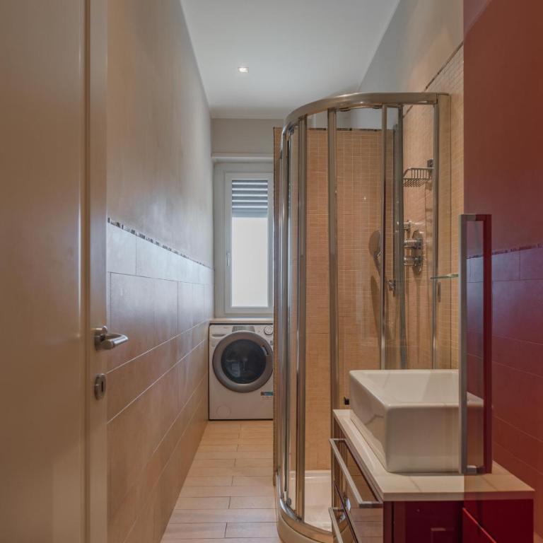 La finestra sulla mole - One-Bedroom Apartment with Balcony - 30
