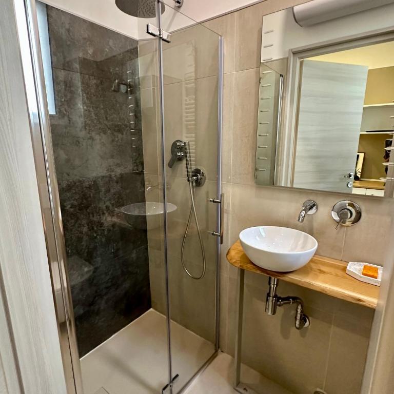 Bienbi Trieste - Camera Singola con Bagno Privato - 2