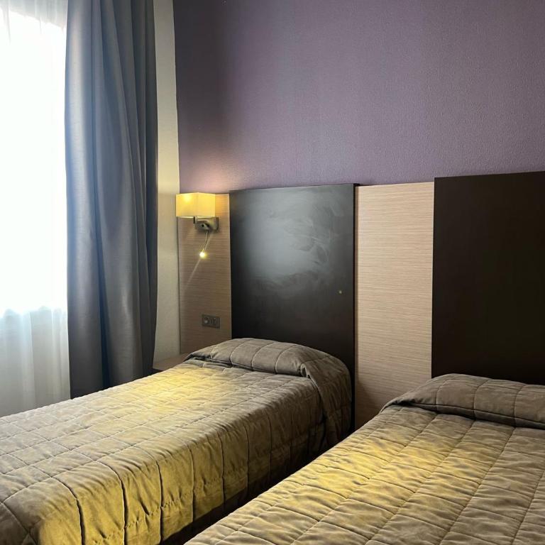 Hôtel Roc de Massabielle - Double or Twin Room - 5