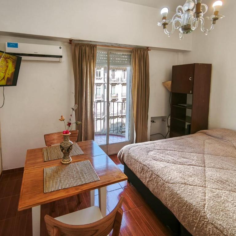 Monoambiente Luminoso en el Corazón de Monserrat - Avenida Belgrano - Apartamento de 1 dormitorio - 7