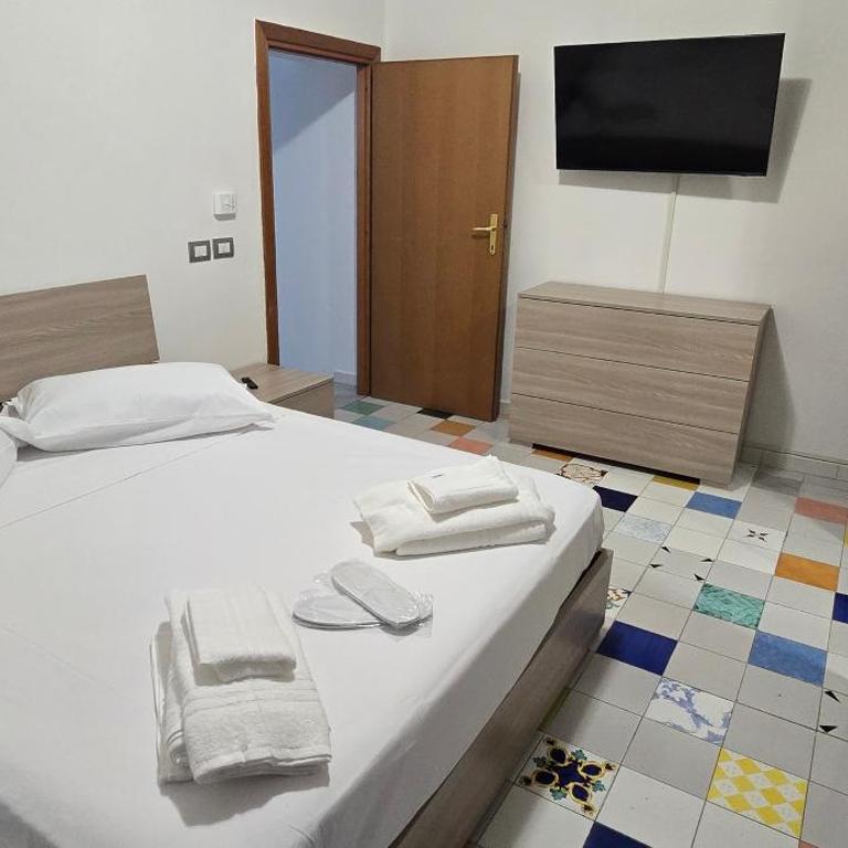 Appartamenti La Dimora di Parthenope Centro Storico - Appartamento Familiare con 1 Camera da Letto - 10
