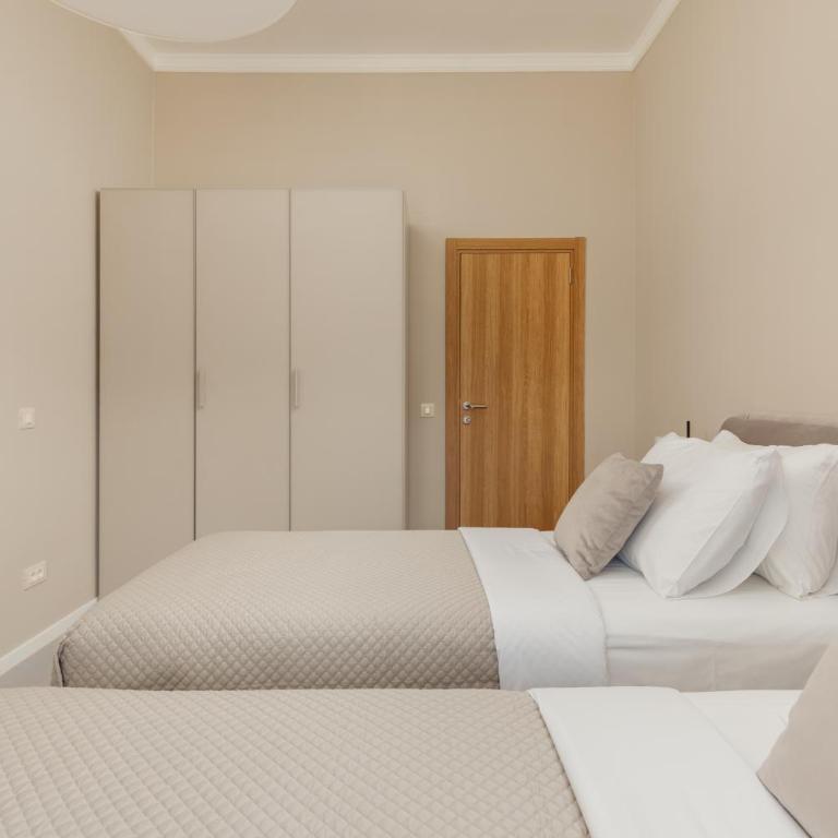 Sky Bay Residence - Three-Bedroom Apartment with Sea View - 26