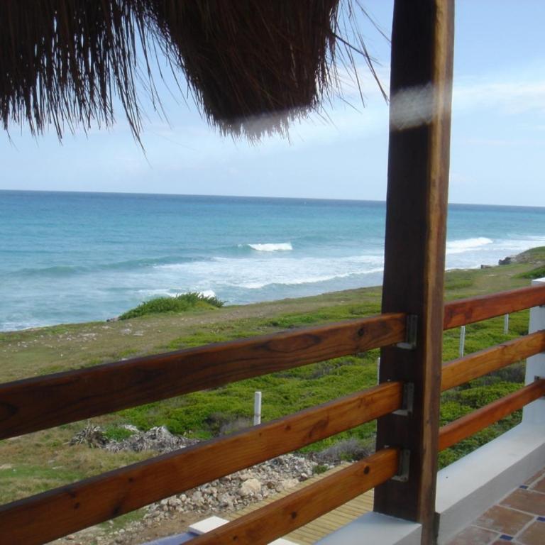 Breathtaking Ocean View Villa - Three-Bedroom House - 26