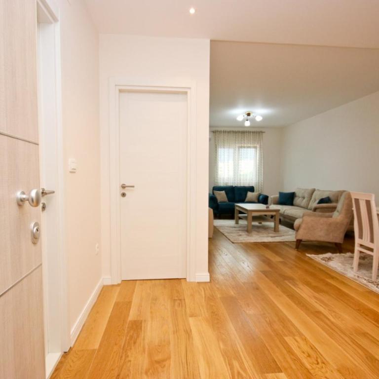 Sara - One-Bedroom Apartment - 14