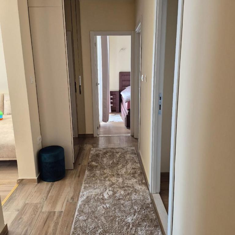 Ksenija - Two-Bedroom Apartment - 2