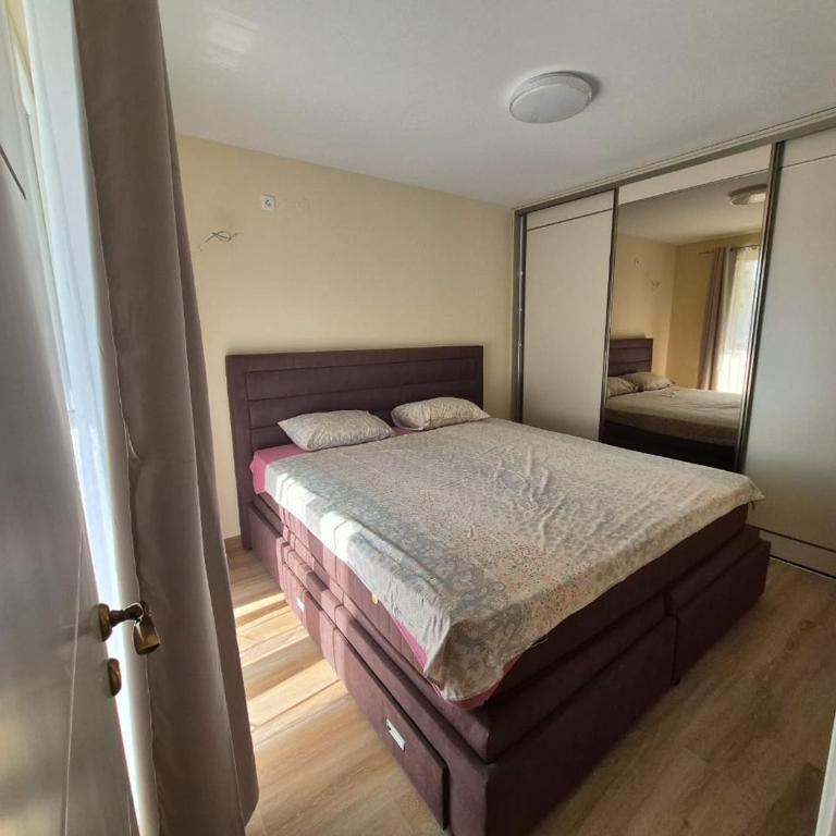 Ksenija - Two-Bedroom Apartment - 11