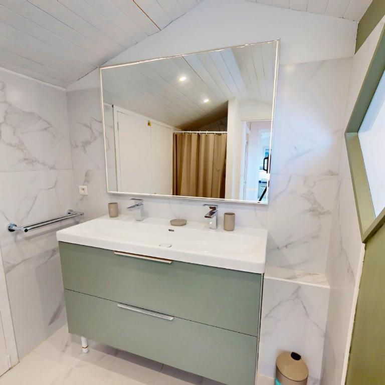 AIRIAL - Grand Appartement de standing en centre-ville - Appartement - 9