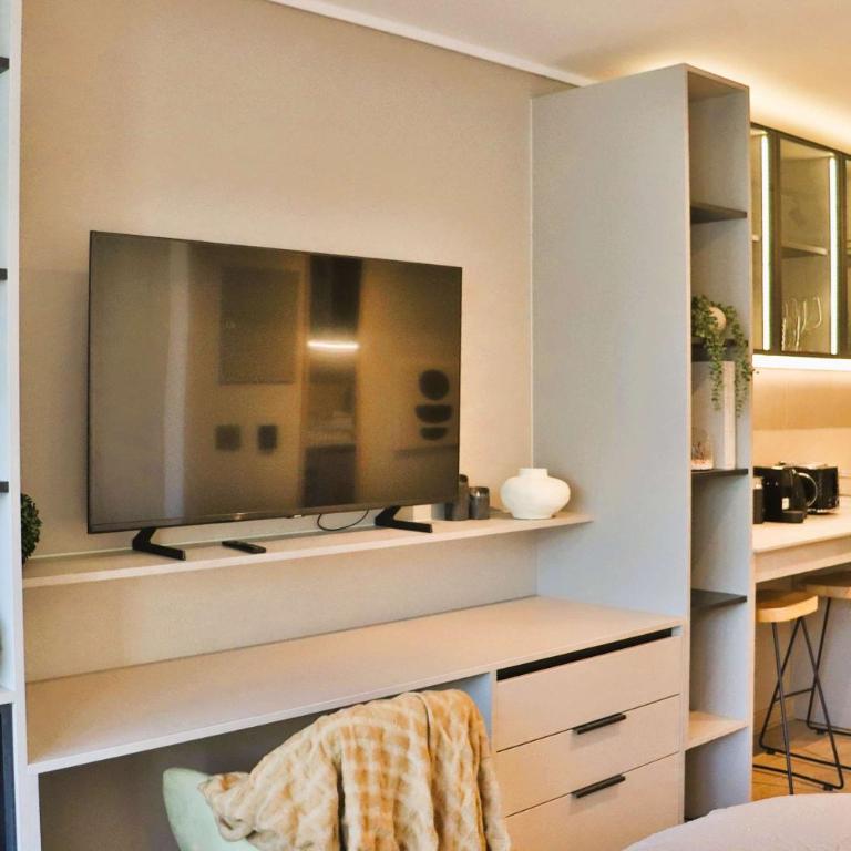 HOM I Hermoso Estudio a Estrenar en las Condes - Apartamento - 16