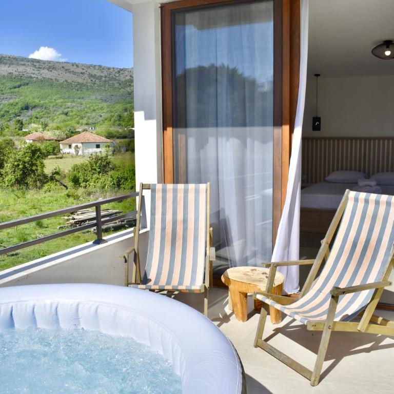 Tiny House with Hot Tub & View - Kuća sa 1 Spavaćom Sobom - 3
