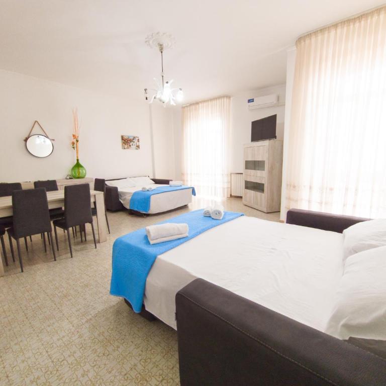 Casa Patrizia - a due passi dal mare - Appartamento con 2 Camere da Letto - 53