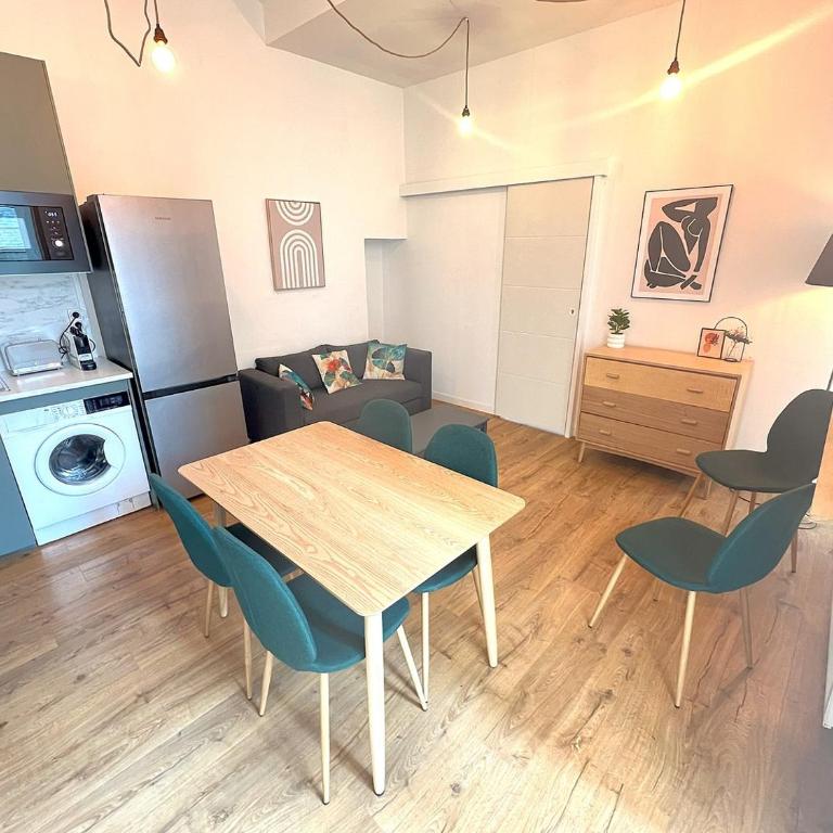 LAMENNAIS GAUCHE - T3 rénové en plein centre rennais - Apartment - 9
