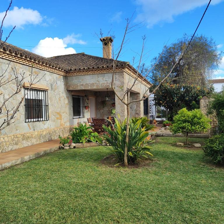 Encantador chalet con piscina - Casa de 3 dormitorios - 34