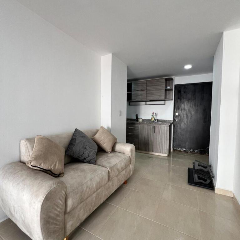 Central y en zona universitaria - Apartamento de 1 dormitorio - 1