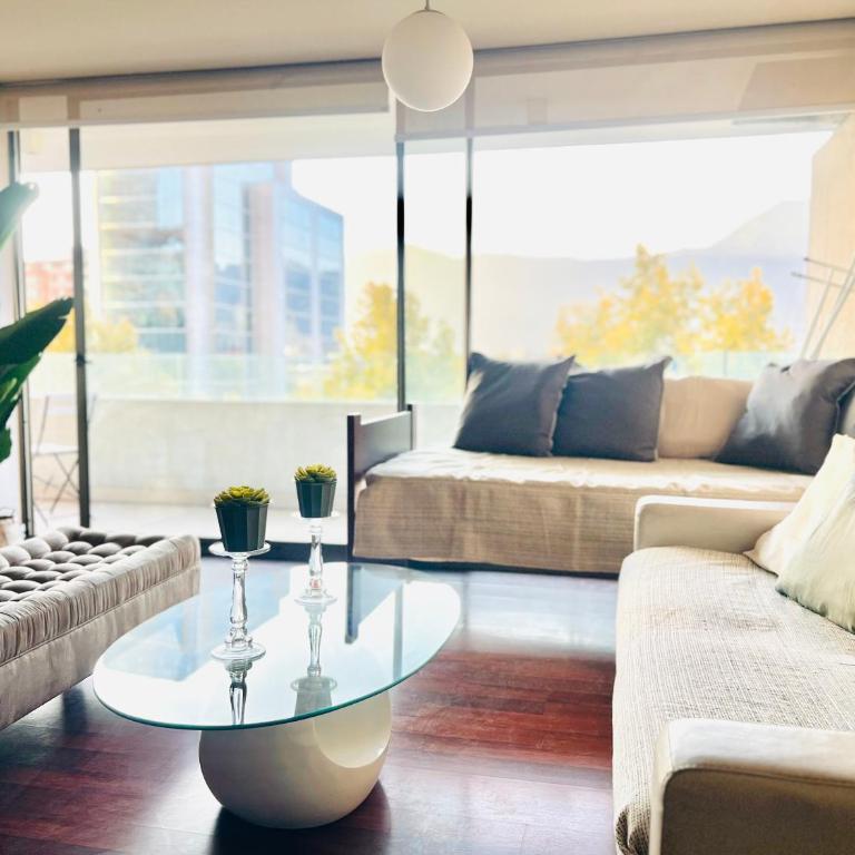 Moderno a pasos de Parque Arauco - Apartamento de 2 dormitorios - 2