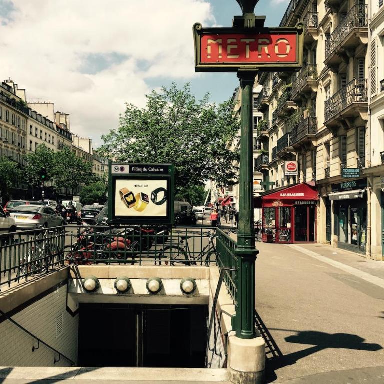 Sunny and serene hideaway in central Paris with AC - Appartement 1 Chambre - 25