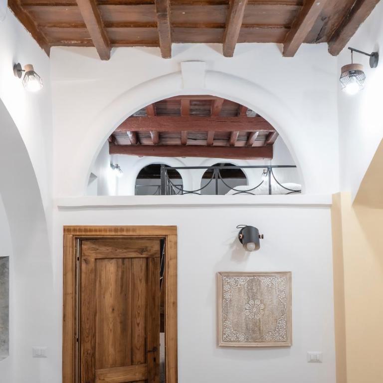 Home Domus Capocci - Rione Monti - Appartamento Superior con 1 Camera da Letto - 3