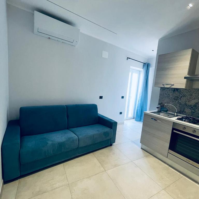 Teresa Apartment & Room - Superior One-Bedroom Apartment with Balcony - 7