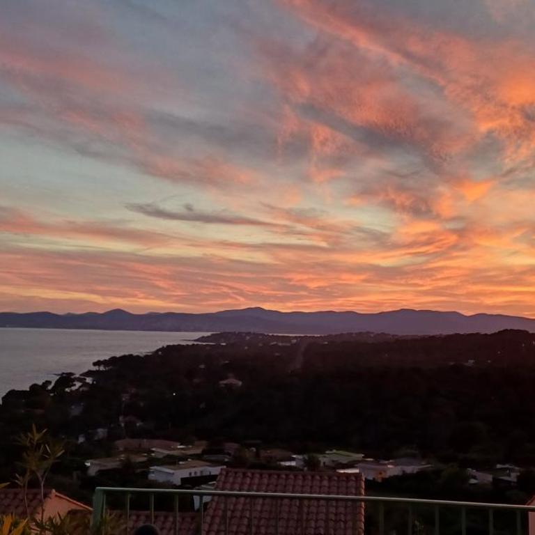 Tous à la piscine au BELVEDERE vue mer - Villa mit 2 Schlafzimmern - 27