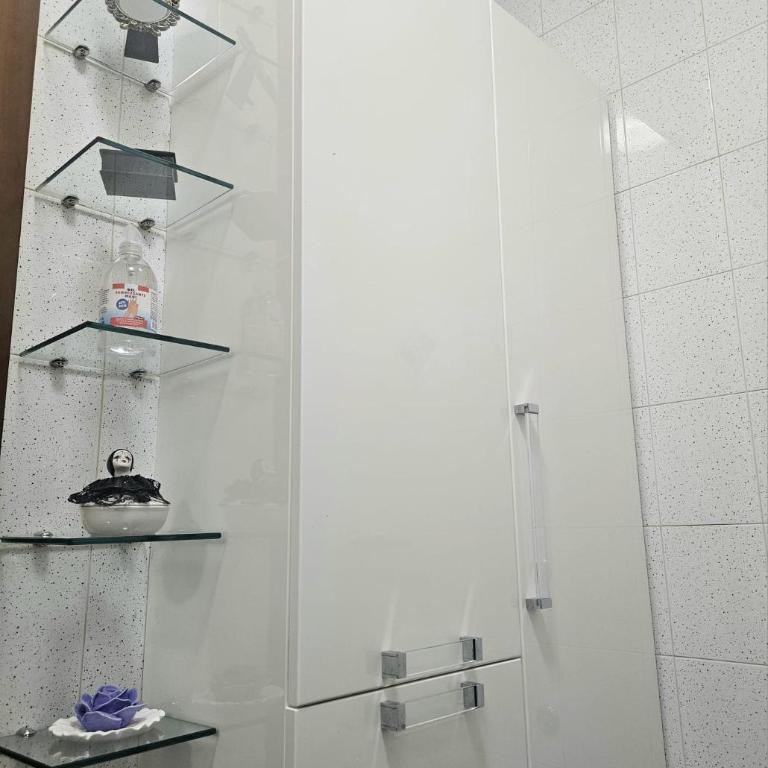 Attico Blu - Appartamento con 2 Camere da Letto e Terrazza - 13