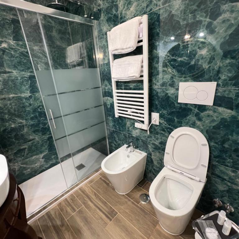 Trastevere10 - Appartamento con 2 Camere da Letto e Balcone - 38