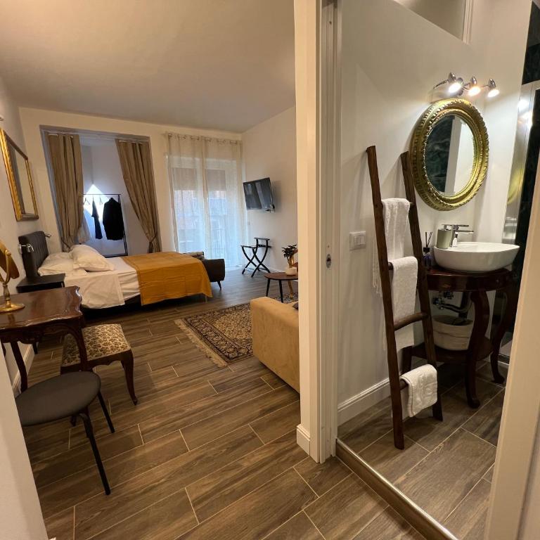 Trastevere10 - Appartamento con 2 Camere da Letto e Balcone - 2