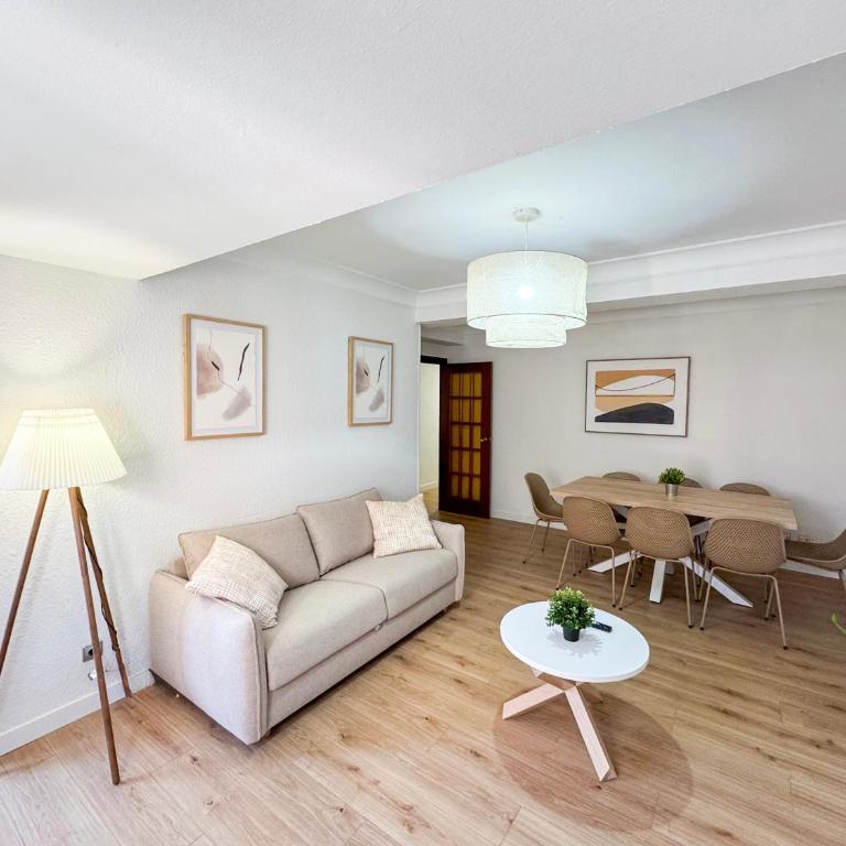 Nobleza del Pilar - Turistea - Three-Bedroom Apartment - 6