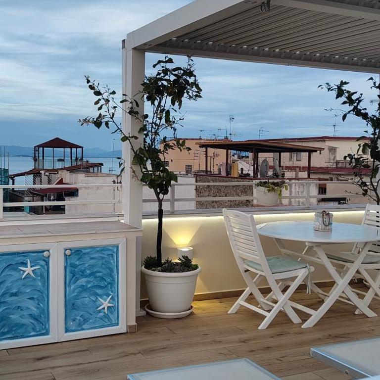 The Sorabellas - Monolocale con Terrazza e Vista Mare - 49