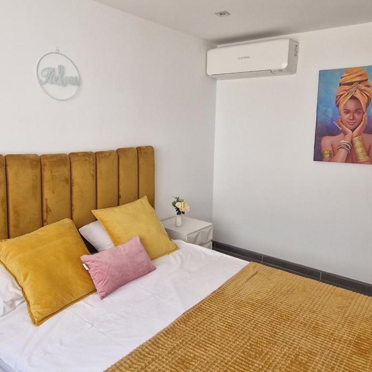 Apartament Paradiso,500m PLAYA LEVANTE BEACH - Three-Bedroom Apartment - 7