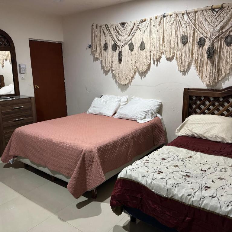 Casa del artista - Three-Bedroom House - 8