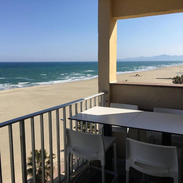 Magnifique T3 Climatisé avec Parking Canet-en-Roussillon - FR-1-833-10 - Appartement - 6