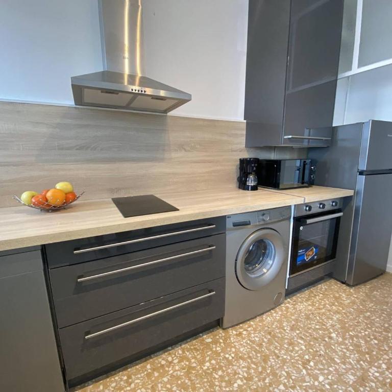 Grand T2 près de la plage avec parking privé - FR-1-833-20 - Apartment - 2