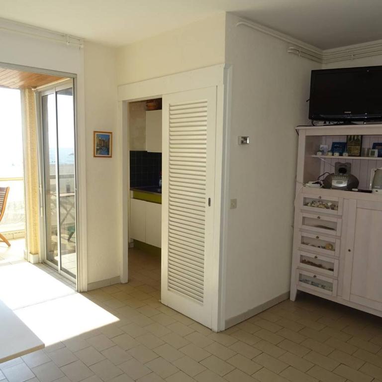 Appartement Climatisé avec WIFI et Animaux admis - Vue sur Mer - FR-1-833-19 - Appartement - 5