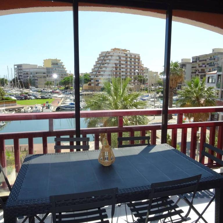 Spacieux T3 Traversant au Port à Canet Plage - FR-1-833-32 - Appartamento - 1