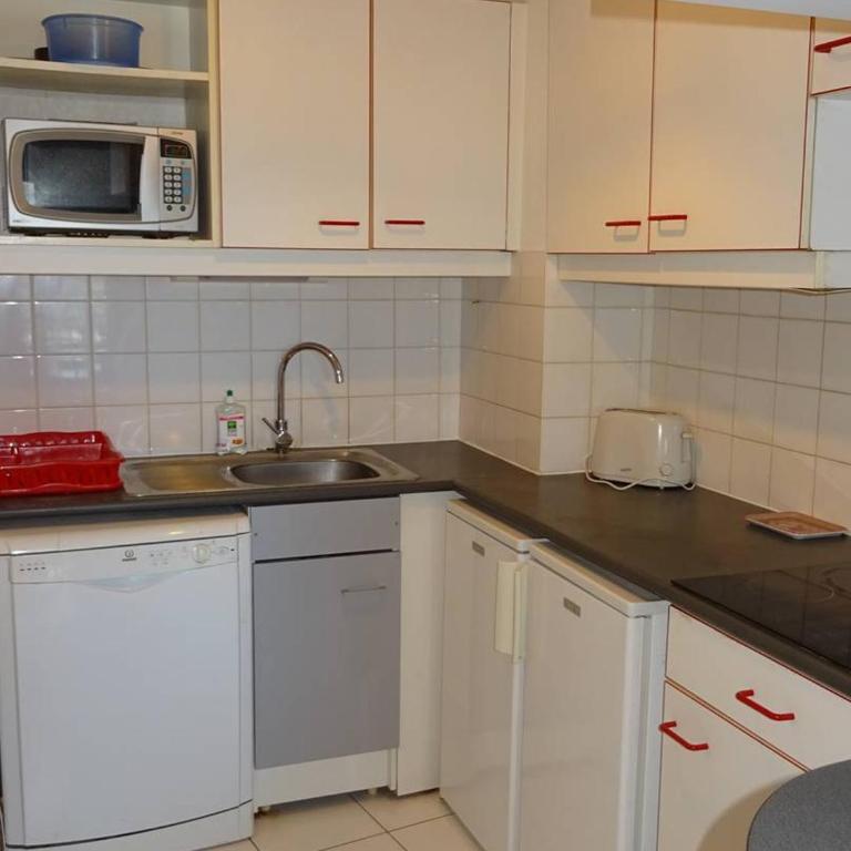 Spacieux T3 Traversant au Port à Canet Plage - FR-1-833-32 - Appartamento - 9