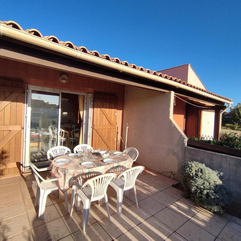 Villa T3 Mezzanine - Parking Privé - À 6 min de la plage - 6 pers. - Narbonne-Plage - FR-1-795-62 - Villa - 1