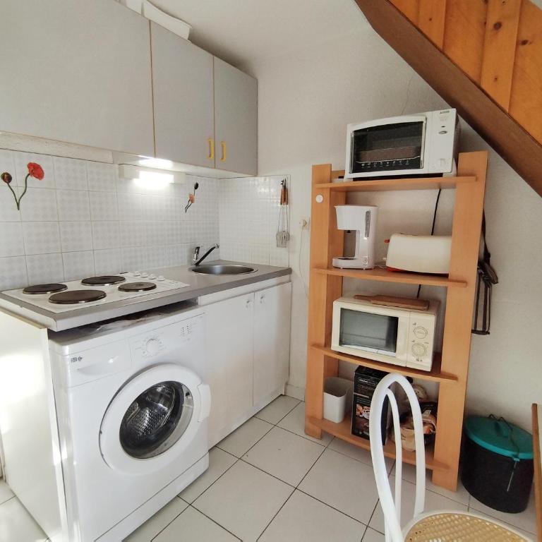 Villa T3 Mezzanine - Parking Privé - À 6 min de la plage - 6 pers. - Narbonne-Plage - FR-1-795-62 - Villa - 13