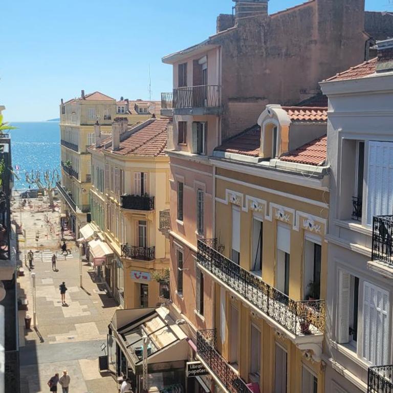 Spacious apartment, center, close to beach and train station - Appartamento con 3 Camere da Letto - 1