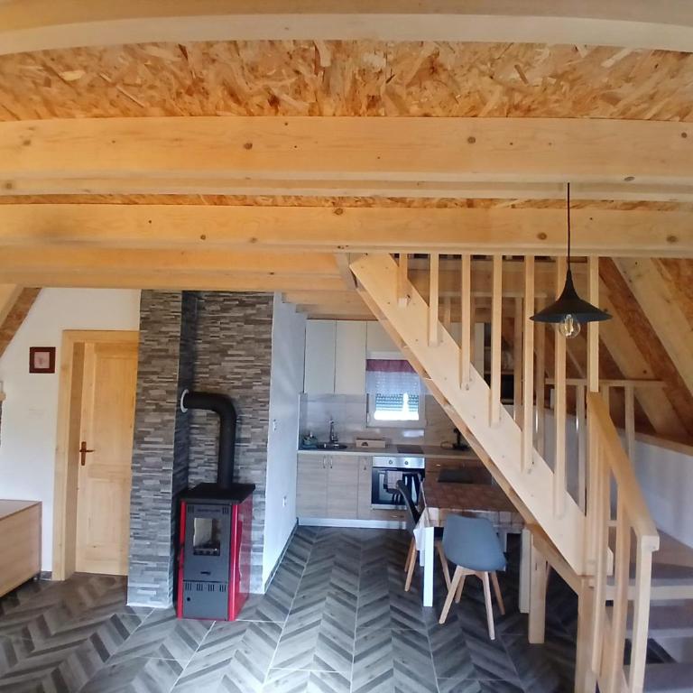 D&N place - Two-Bedroom House - 17