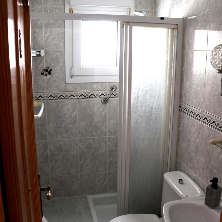 Charmigt hus med bästa läge i Torrox Costa - Casa de 3 dormitorios - 6