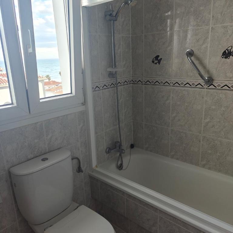 Charmigt hus med bästa läge i Torrox Costa - Casa de 3 dormitorios - 19