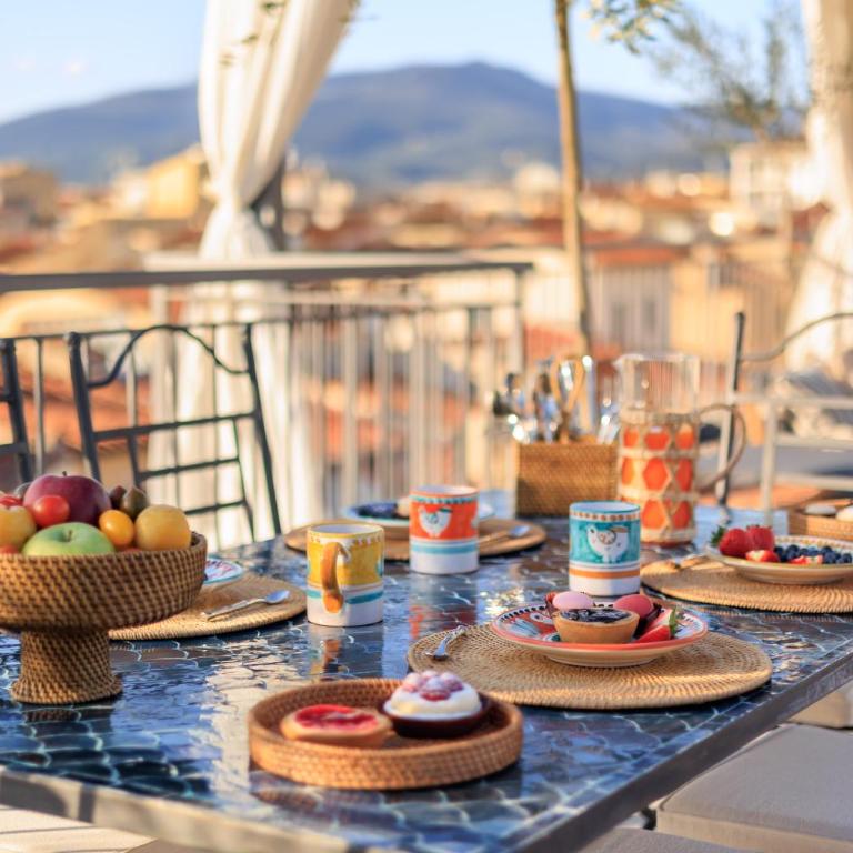 ENCHANTING PENTHOUSE with a breathtaking 360 degrees Panoramic View in the Heart of Florence - Appartamento con 3 Camere da Letto e con Vista - 7