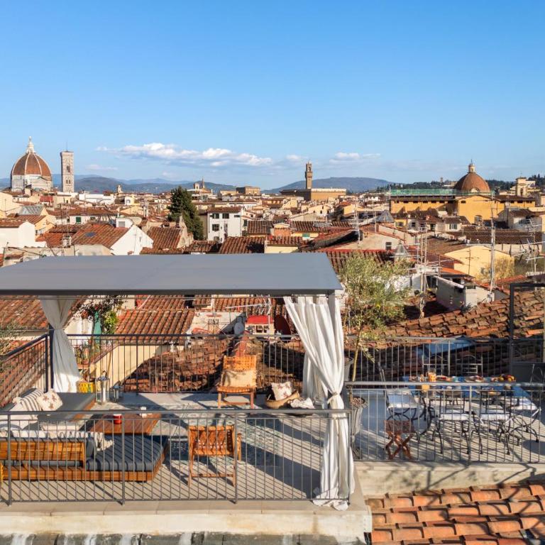 ENCHANTING PENTHOUSE with a breathtaking 360 degrees Panoramic View in the Heart of Florence - Appartamento con 3 Camere da Letto e con Vista - 11