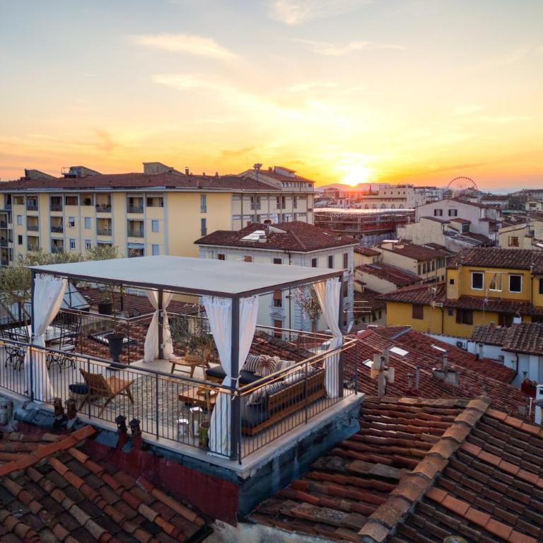 ENCHANTING PENTHOUSE with a breathtaking 360 degrees Panoramic View in the Heart of Florence - Appartamento con 3 Camere da Letto e con Vista - 35